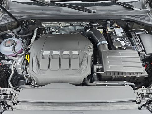 New 2025 Audi Q3 2.0T Premium image 30