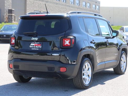 Used 2017 Jeep Renegade Latitude image 9