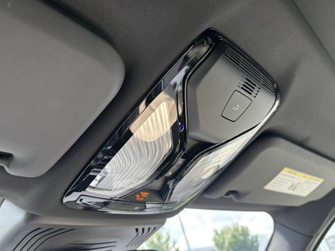 Used 2023 BMW X3 sDrive30i w/ M Sport Package RWD image 28