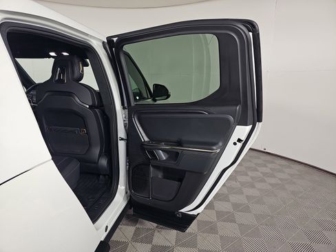 Used 2023 Rivian R1T Adventure image 20