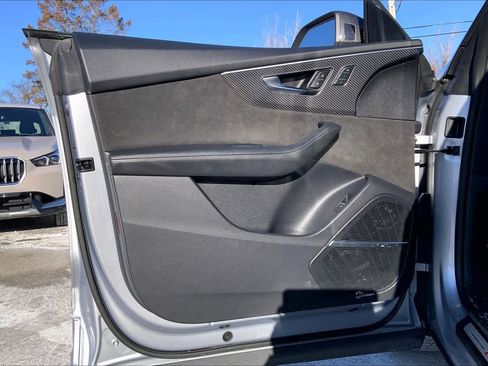 Used 2022 Audi RS Q8 image 21