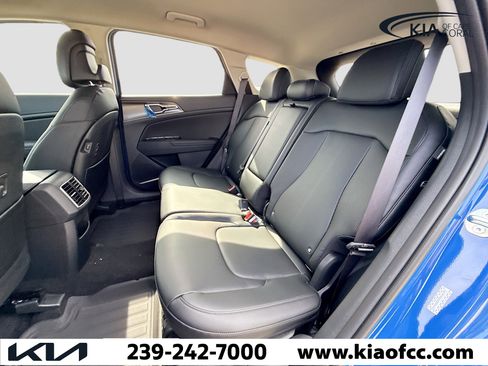 New 2026 Kia Sportage EX FWD image 19
