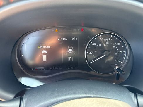 Used 2024 Nissan Kicks SR w/ SR Premium Package FWD image 19