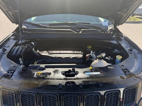 Used 2018 Jeep Compass Latitude w/ Popular Equipment Group image 33