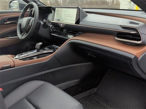 Certified 2026 Toyota Crown Limited image 28