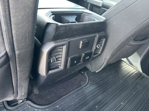 Used 2019 Ford F150 XLT w/ Equipment Group 302A Luxury AWD/4WD image 12