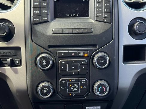 Used 2014 Ford F150 XLT w/ Equipment Group 302A Luxury AWD/4WD image 13
