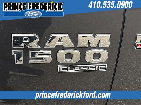 Used 2020 RAM 1500 Classic SLT image 8