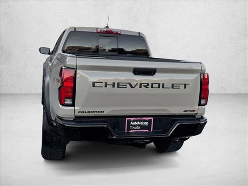 Used 2023 Chevrolet Colorado ZR2 w/ ZR2 Convenience Package III image 6
