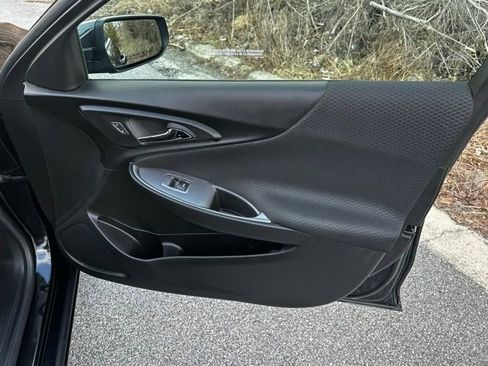 Used 2024 Chevrolet Malibu LT w/ Midnight Edition image 16