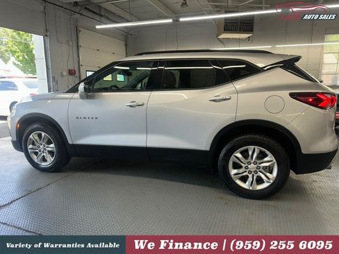 Used 2021 Chevrolet Blazer LT FWD image 10