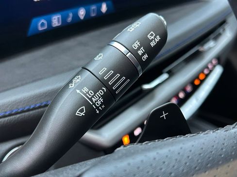 Used 2025 Cadillac XT4 Sport w/ Cold Weather Package image 23