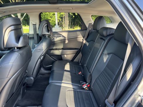 Used 2023 Kia Sportage SX FWD image 29