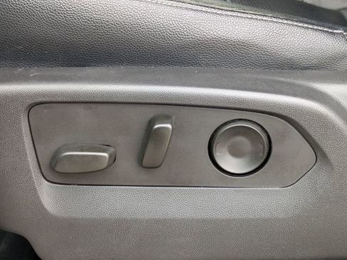 Used 2023 Chevrolet Silverado 1500 RST image 18