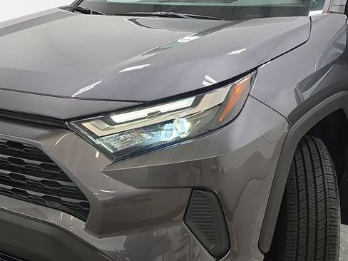 Used 2022 Toyota RAV4 XLE w/ Convenience Package AWD/4WD image 31