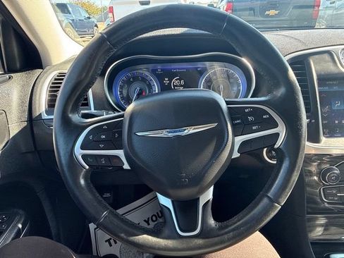 Used 2016 Chrysler 300 Limited AWD/4WD image 21