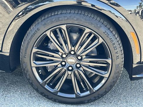 New 2026 Cadillac Lyriq V image 33