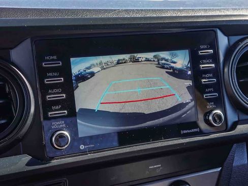 Used 2020 Toyota Tacoma SR image 22