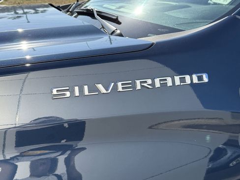 Used 2022 Chevrolet Silverado 1500 LT image 8