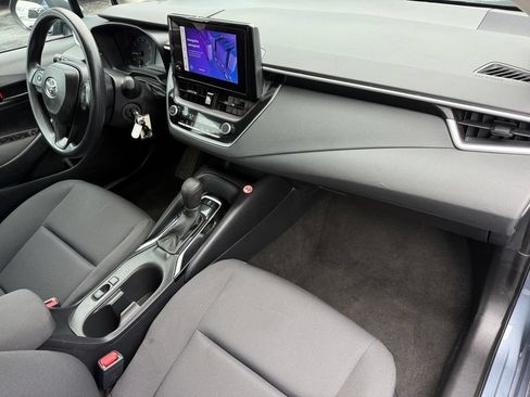 Used 2024 Toyota Corolla LE FWD image 17