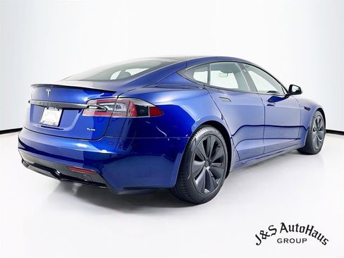 Used 2021 Tesla Model S Plaid image 7