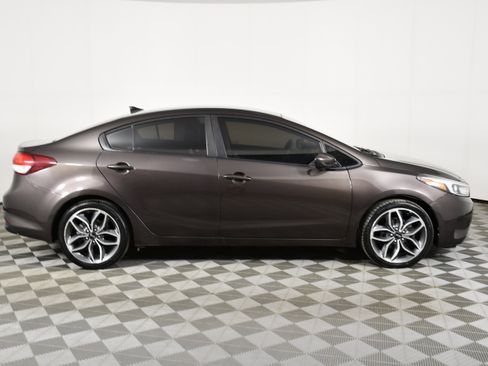 Used 2018 Kia Forte LX image 5