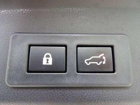 Used 2023 Subaru Ascent Onyx Edition AWD/4WD image 30