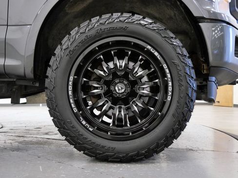 Used 2019 Ford F150 XLT w/ Equipment Group 301A Mid AWD/4WD image 36