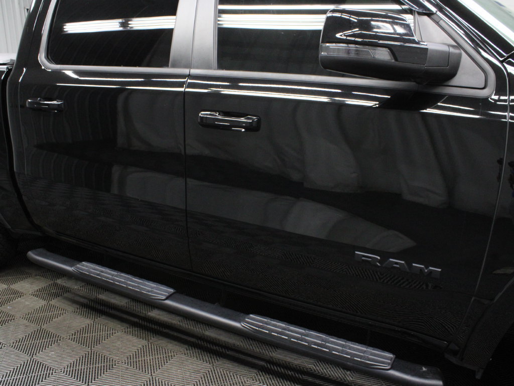 Used 2025 RAM 1500 Laramie w/ Night Edition AWD/4WD image 38