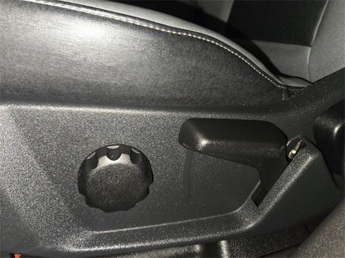 Used 2023 Ford Bronco Black Diamond image 12