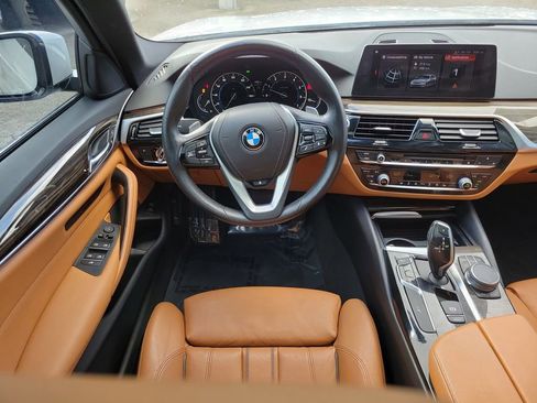 Used 2018 BMW 530i RWD image 23