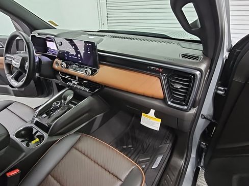 New 2026 GMC Canyon AT4 w/ Technology Plus Package image 40