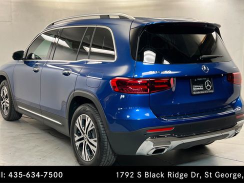 Certified 2026 Mercedes-Benz GLB 250 4MATIC image 3