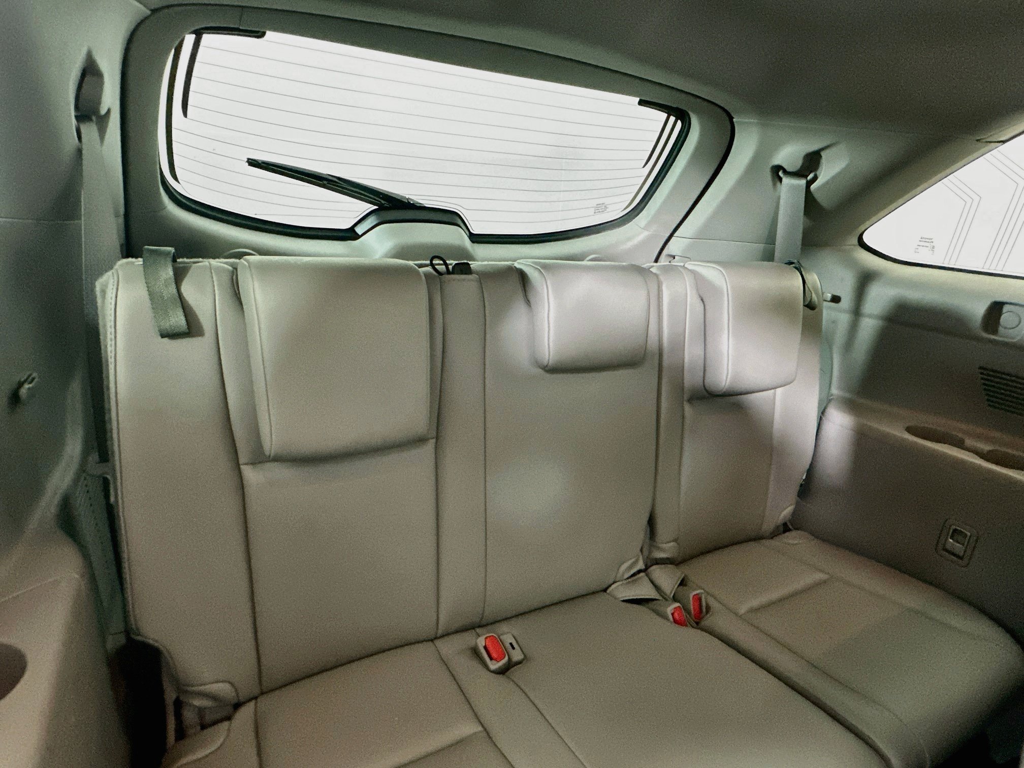 Used 2019 Toyota Highlander Limited w/ Carpet Mat Package (TMS) AWD/4WD image 29