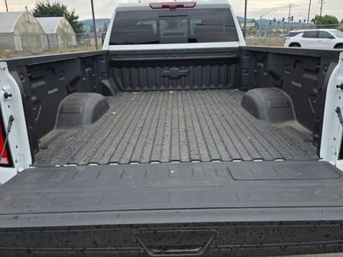 Used 2025 Chevrolet Silverado 2500 High Country w/ Technology Package image 10