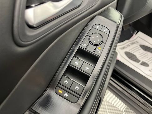Certified 2026 Nissan Rogue SV FWD image 26