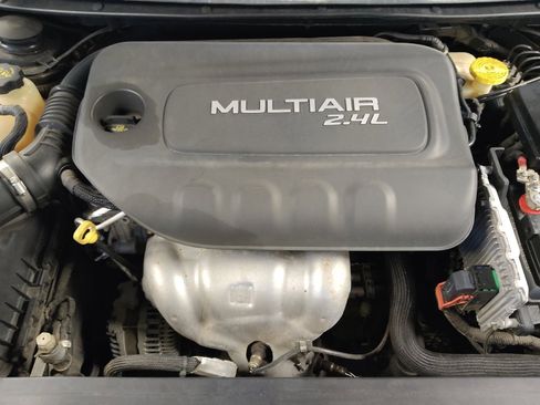 Used 2015 Chrysler 200 Limited w/ Convenience Group FWD image 30
