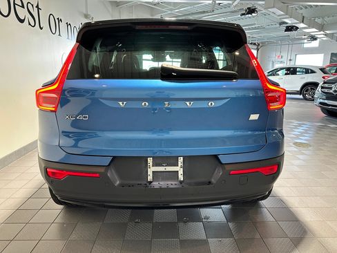 Used 2021 Volvo XC40 P8 Recharge w/ Advanced Package AWD/4WD image 5