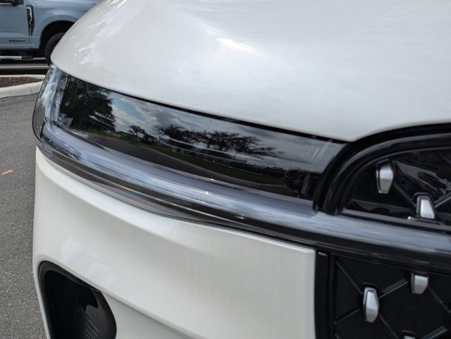 New 2026 Lincoln Nautilus Reserve AWD/4WD image 10