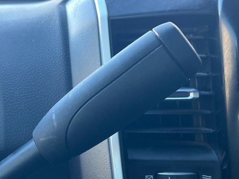 Used 2024 RAM 3500 Big Horn w/ Sport Appearance Package image 23