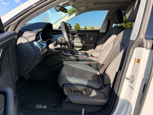 Used 2021 Audi Q8 Premium Plus w/ Premium Plus Package AWD/4WD image 13