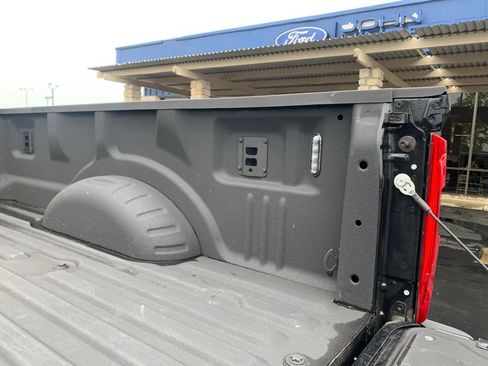 Certified 2024 Ford F350 Lariat w/ Lariat Ultimate Package AWD/4WD image 7