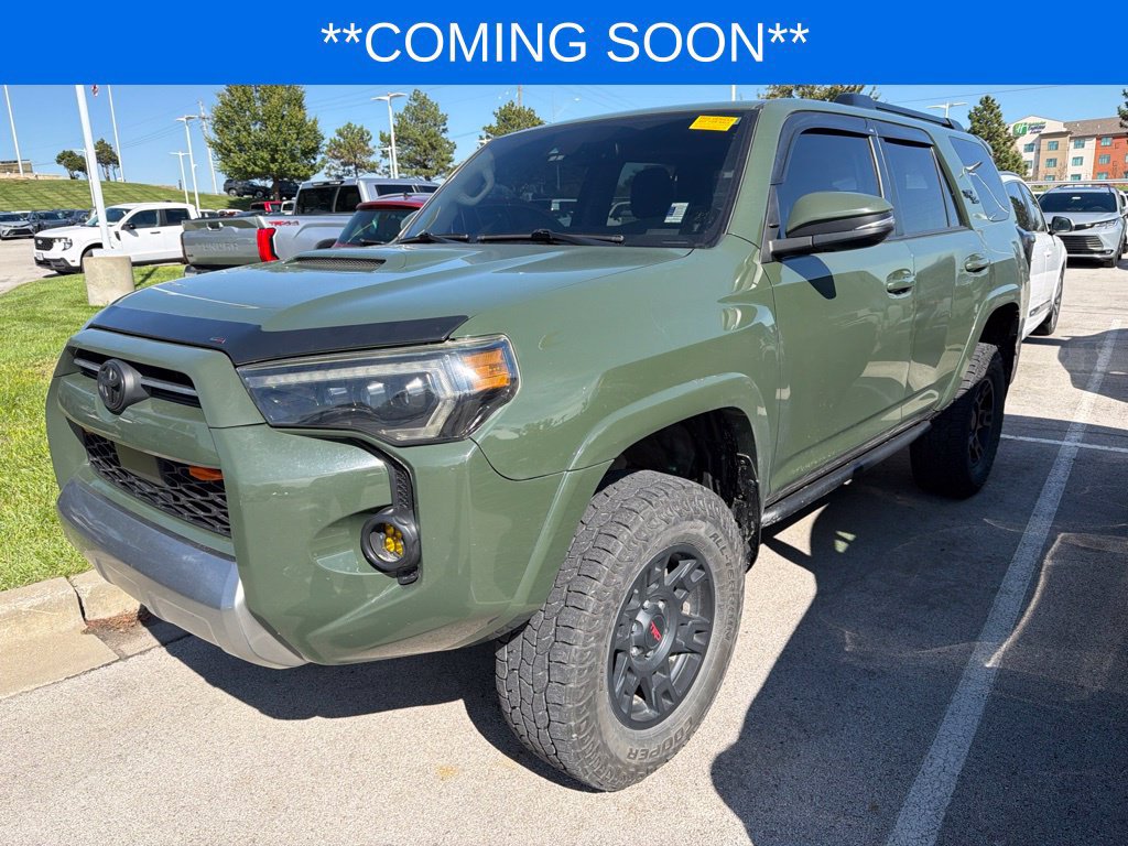 Used 2022 Toyota 4Runner TRD Off-Road Premium w/ Moonroof Package AWD/4WD image 1