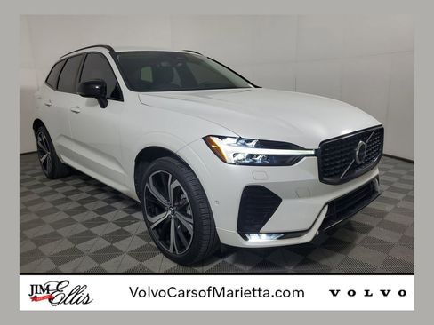 Used 2023 Volvo XC60 B5 Ultimate w/ Climate Package FWD image 1