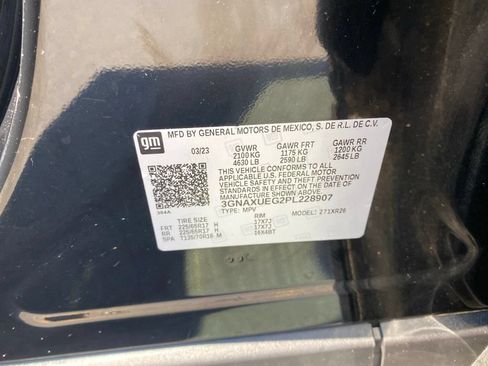 Used 2023 Chevrolet Equinox LT AWD/4WD image 25