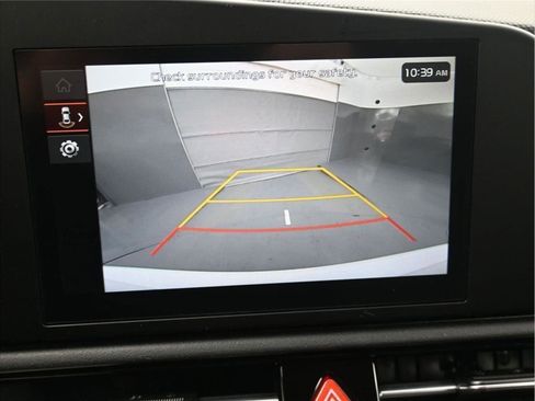 New 2026 Kia Niro LX FWD image 13