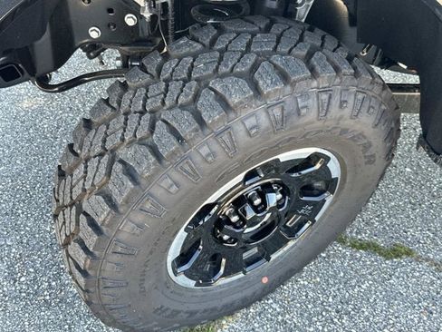 New 2025 Ford F250 Lariat w/ Lariat Ultimate Package image 10