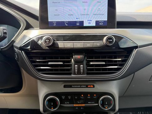 Used 2025 Ford Escape Active FWD image 27