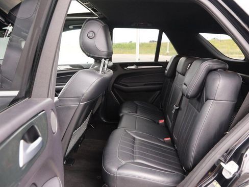 Used 2017 Mercedes-Benz GLE 350 w/ Premium 1 Package image 11