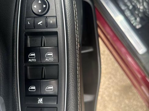 Used 2019 RAM 1500 Laramie AWD/4WD image 19